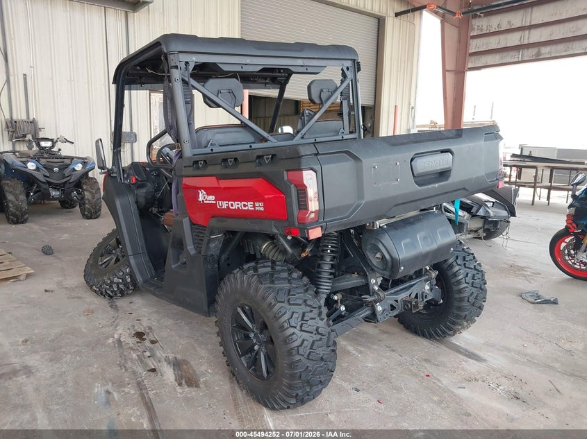 2025 CF MOTO UFORCE auction photo 3