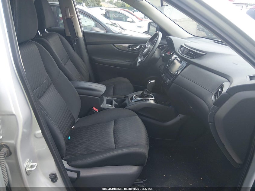 2019 NISSAN ROGUE auction photo 5