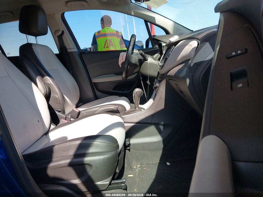 2019 CHEVROLET TRAX auction photo 5