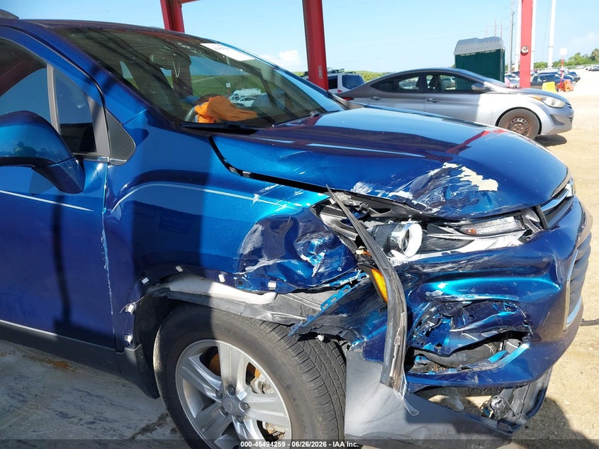 2019 CHEVROLET TRAX auction photo 6