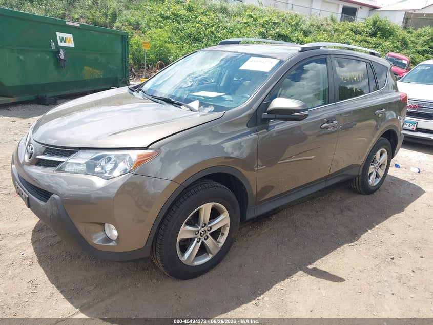 2015 TOYOTA RAV4 auction photo 2