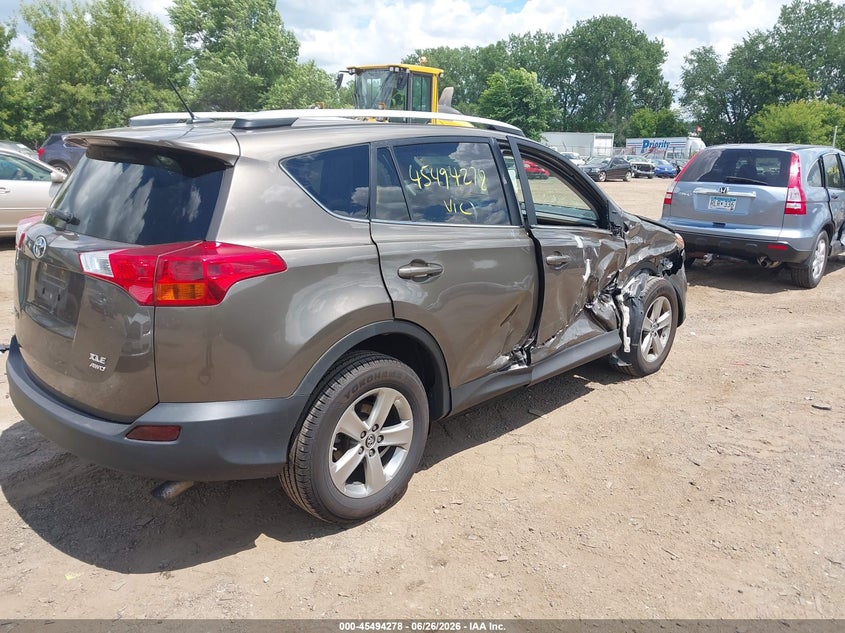 2015 TOYOTA RAV4 auction photo 6