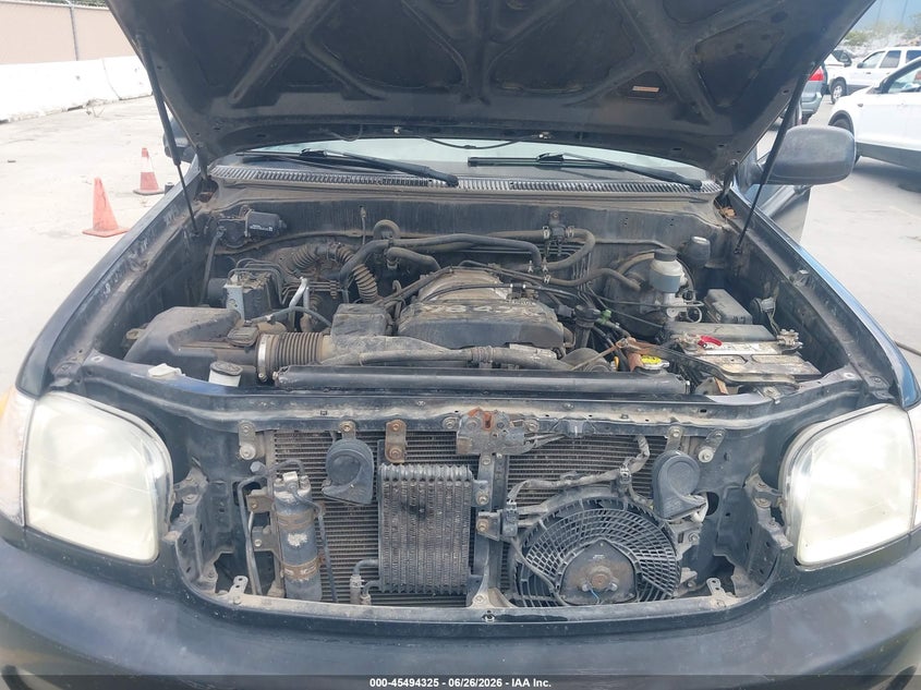 2001 Toyota Sequoia Limited V8 VIN: 5TDZT38A31S011201 Lot: 45494325
