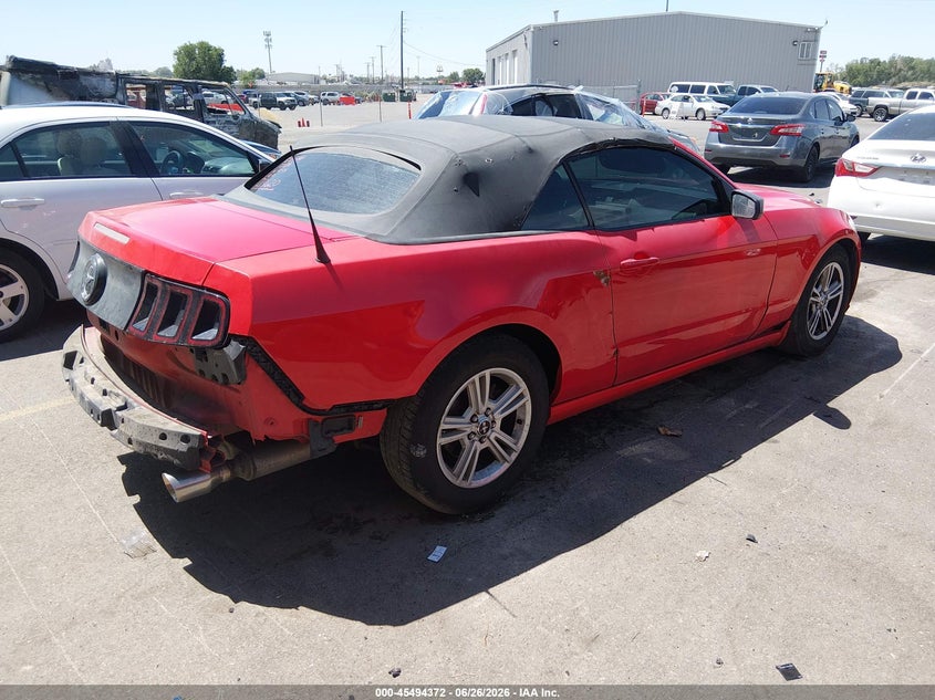 2013 FORD MUSTANG auction photo 4