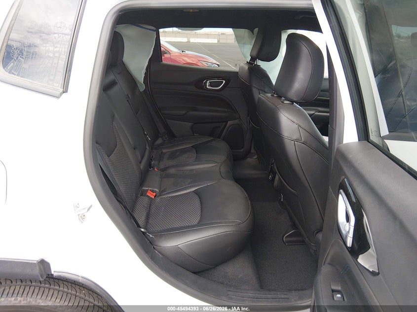 2025 JEEP COMPASS auction photo 8