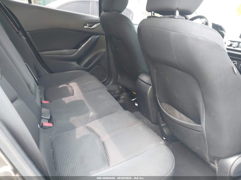 2017 MAZDA MAZDA3 auction photo 8