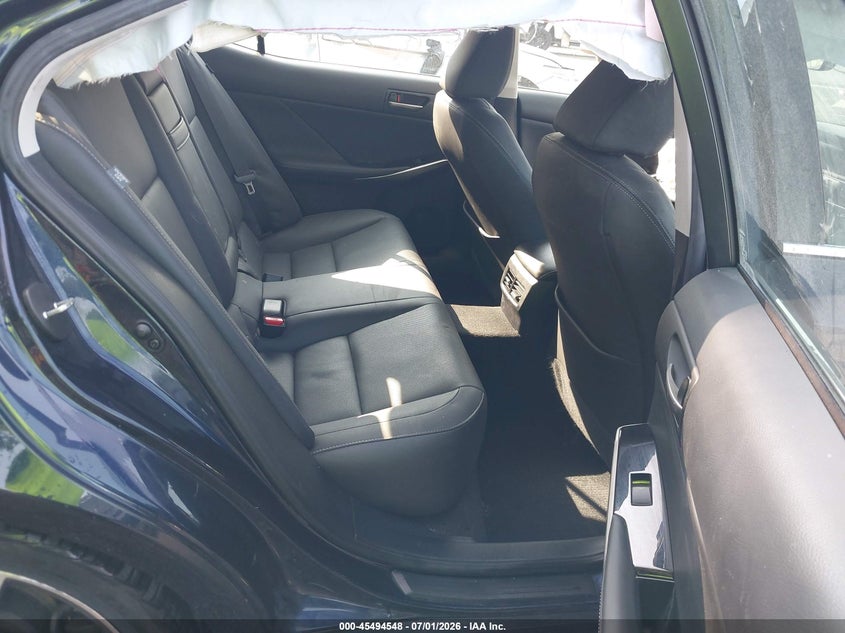 VIN JTHC81D27K5037140 2019 LEXUS IS 300