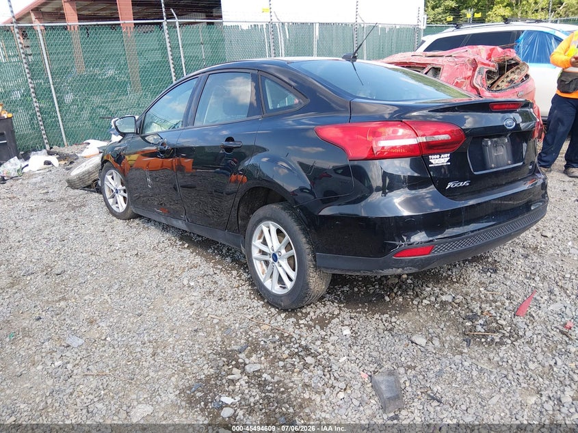 Vin: 1fadp3f20hl237689, lot: 45992806, ford focus se 20173