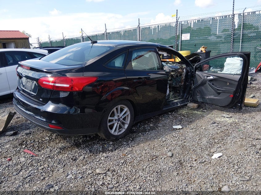 Vin: 1fadp3f20hl237689, lot: 45992806, ford focus se 20174