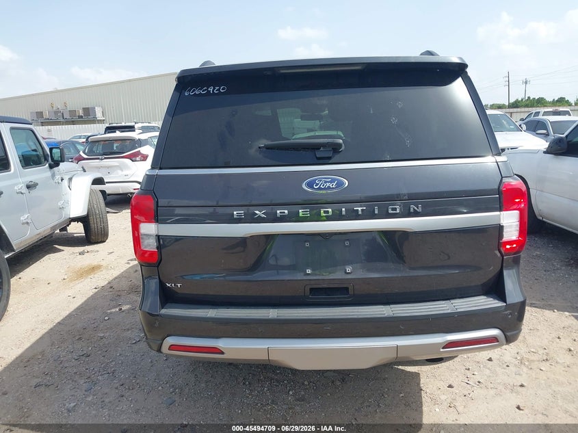 2024 FORD EXPEDITION XLT — Photo 16
