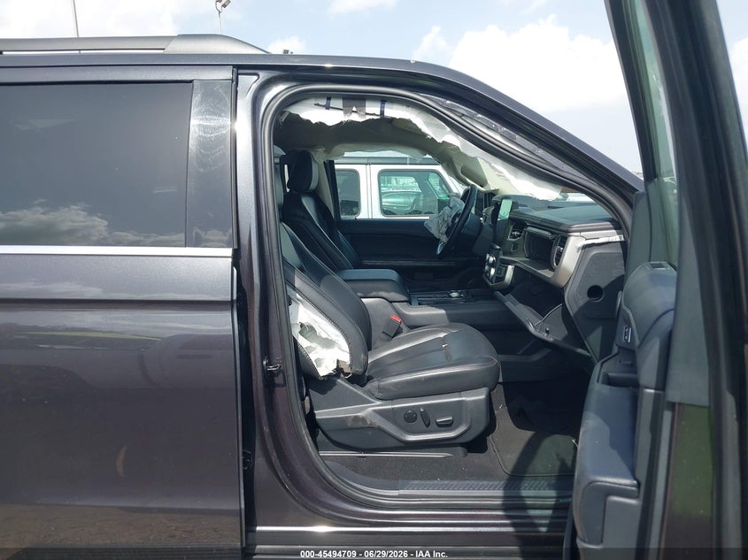 2024 FORD EXPEDITION XLT — Photo 5