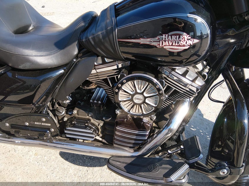 2013 Harley-Davidson Flhtc Electra Glide Classic VIN: 1HD1FFM16DB643132 Lot: 45494741