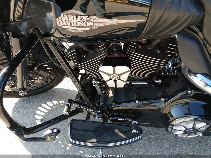 2013 Harley-Davidson Flhtc Electra Glide Classic VIN: 1HD1FFM16DB643132 Lot: 45494741
