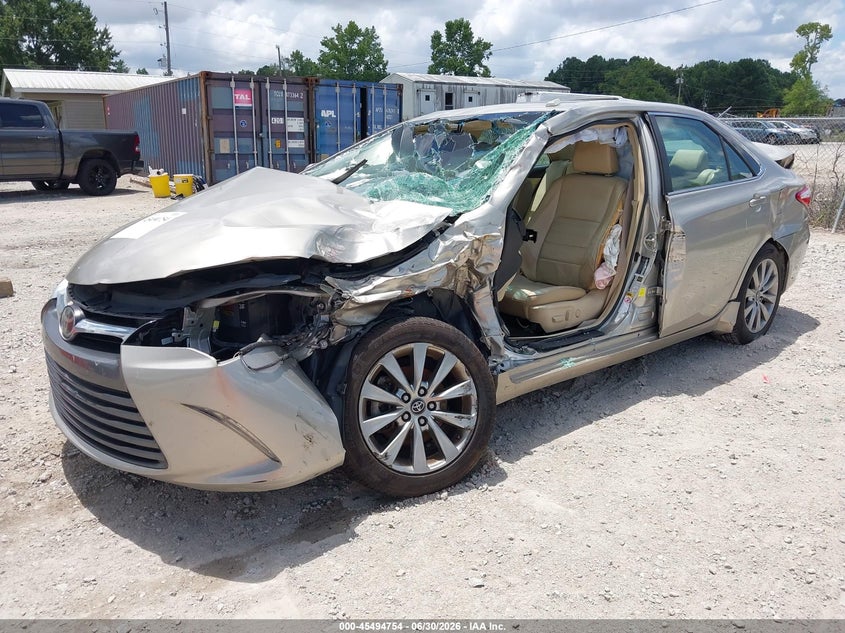 2017 TOYOTA CAMRY auction photo 2