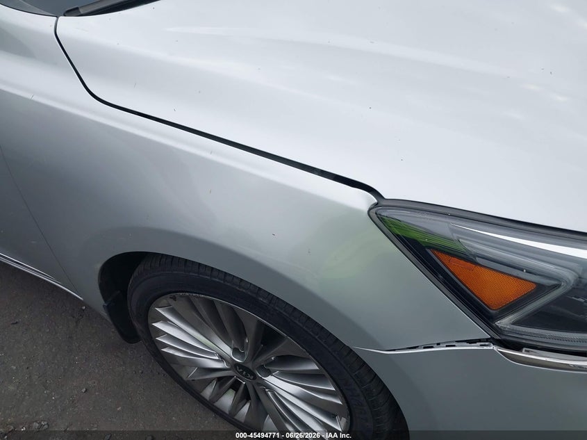 2017 Kia Cadenza Limited VIN: KNALC4J18H5070358 Lot: 45494771