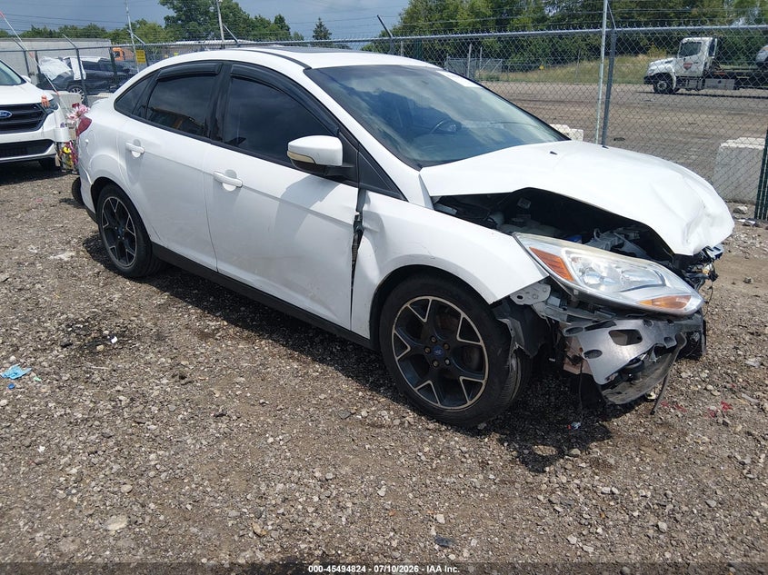 Vin: 1fadp3f27dl194642, lot: 45993021, ford focus se 2013 img_1