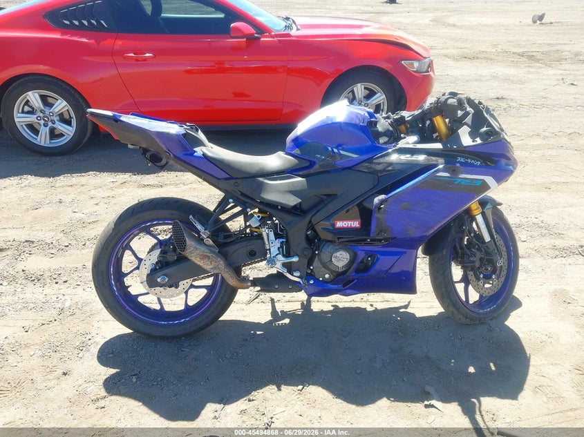 2025 Yamaha Yzfr3 VIN: M83RH25E625001808 Lot: 45494868