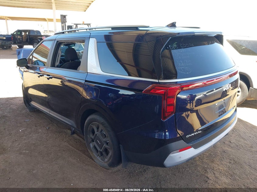 2025 KIA CARNIVAL MPV HYBRID auction photo 3