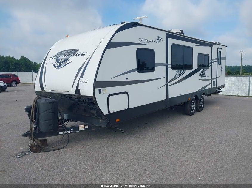 2018 HIGHLAND RIDGE OPEN RANGE ULTRA LITE 2802BH TRAVEL TRAILER auction photo 2