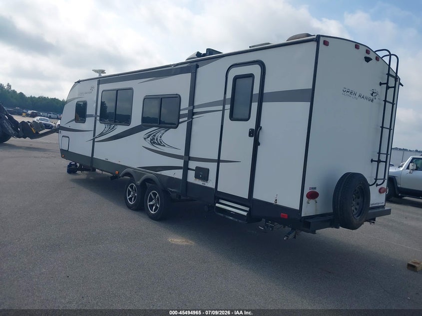 2018 HIGHLAND RIDGE OPEN RANGE ULTRA LITE 2802BH TRAVEL TRAILER auction photo 3