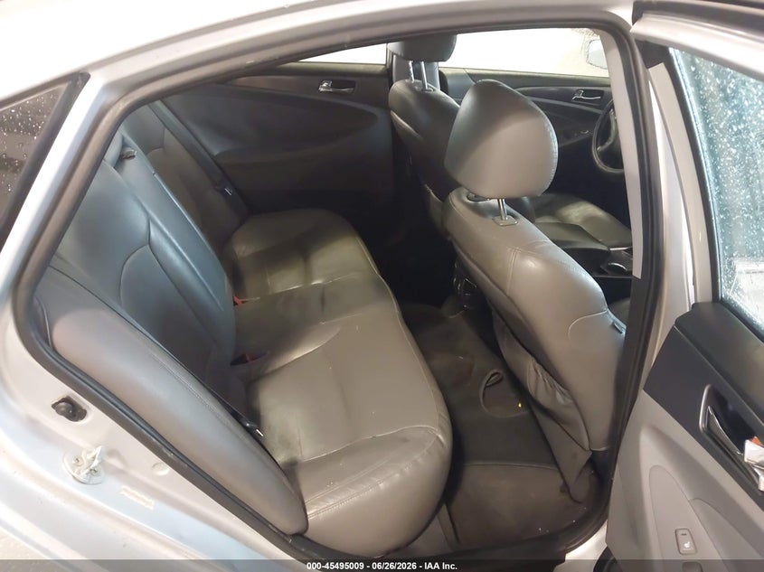 2013 HYUNDAI SONATA HYBRID auction photo 8