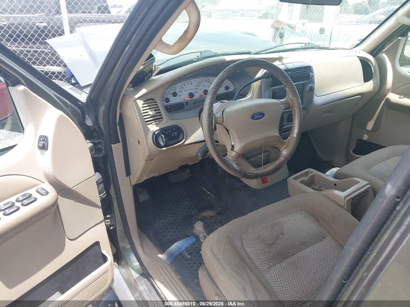 2004 Ford Explorer Sport Trac Adrenalin/Xls/Xlt VIN: 1FMZU67K64UA62051 Lot: 45495010