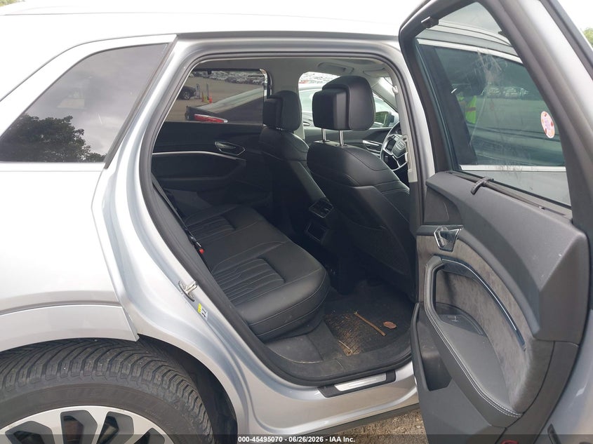 VIN: WA1VAAGE6KB024895 2019 AUDI E-TRON PREMIUM PLUS