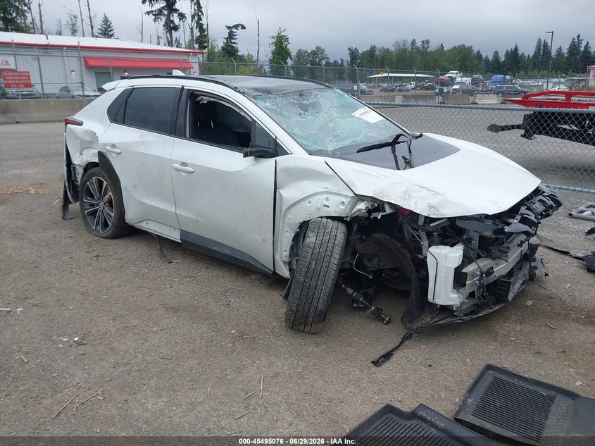 2024 TOYOTA BZ4X auction photo 1