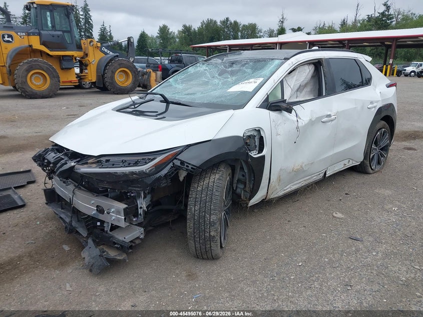 2024 TOYOTA BZ4X auction photo 2
