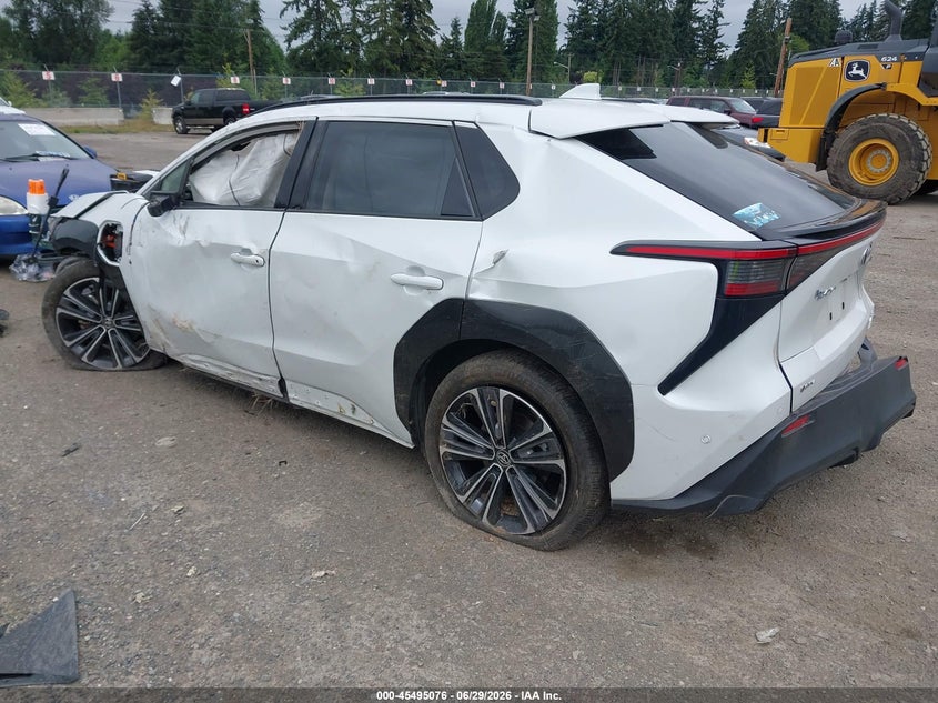 2024 TOYOTA BZ4X auction photo 3
