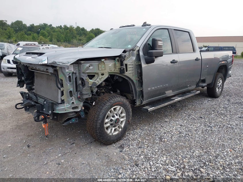 2025 GMC SIERRA 2500HD auction photo 2