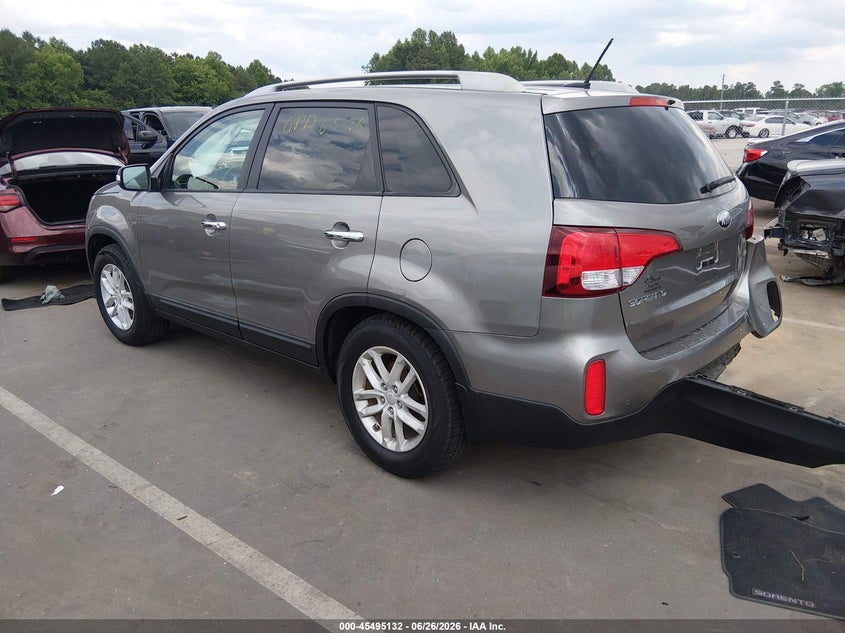2015 KIA SORENTO auction photo 3