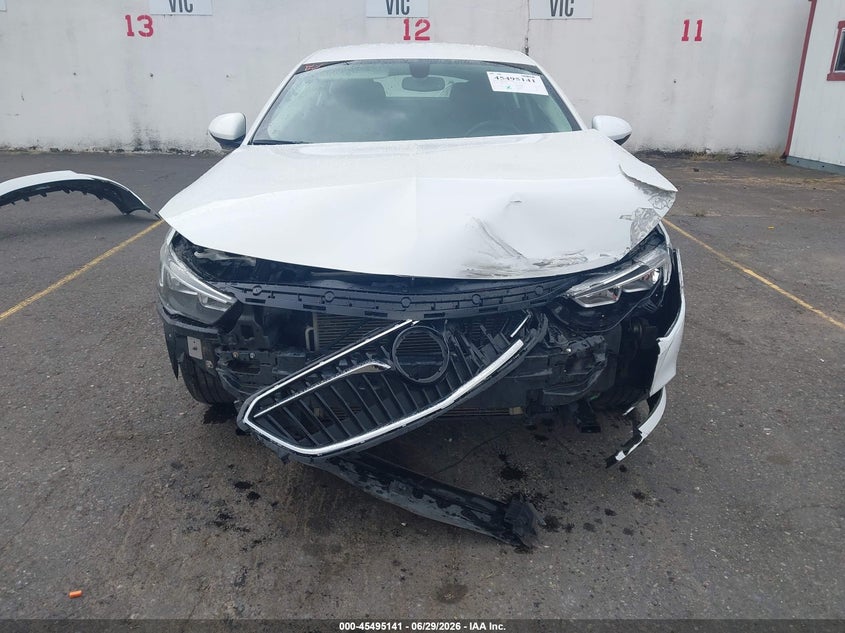 2018 Buick Regal Sportback Preferred VIN: W04GL6SX2J1057728 Lot: 45495141