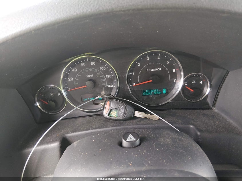 2007 Jeep Commander Sport VIN: 1J8HG48P77C672369 Lot: 45495180