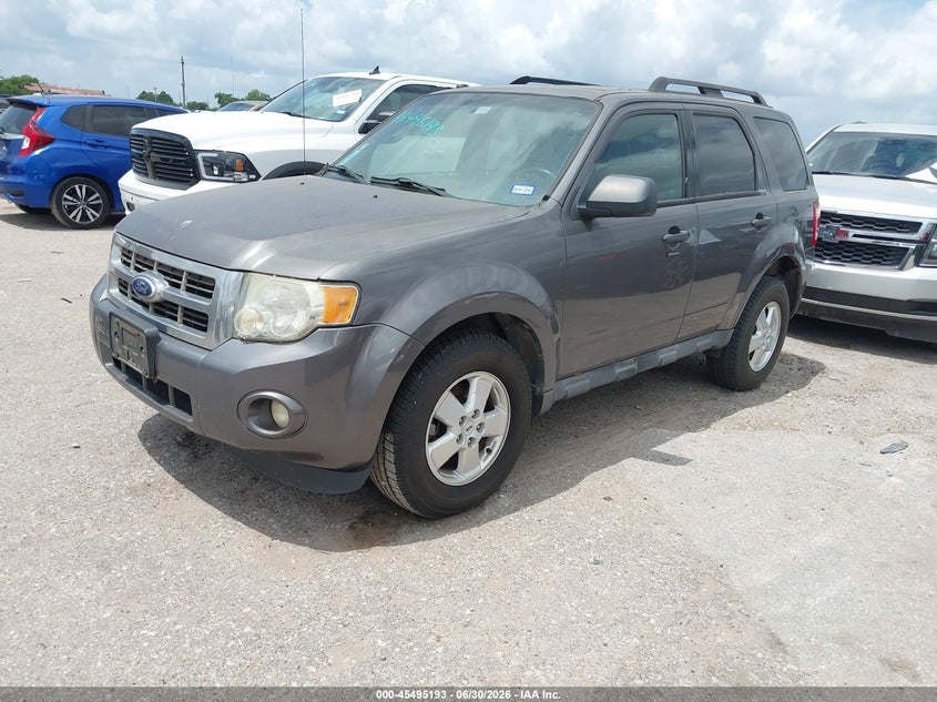 2011 FORD ESCAPE auction photo 2