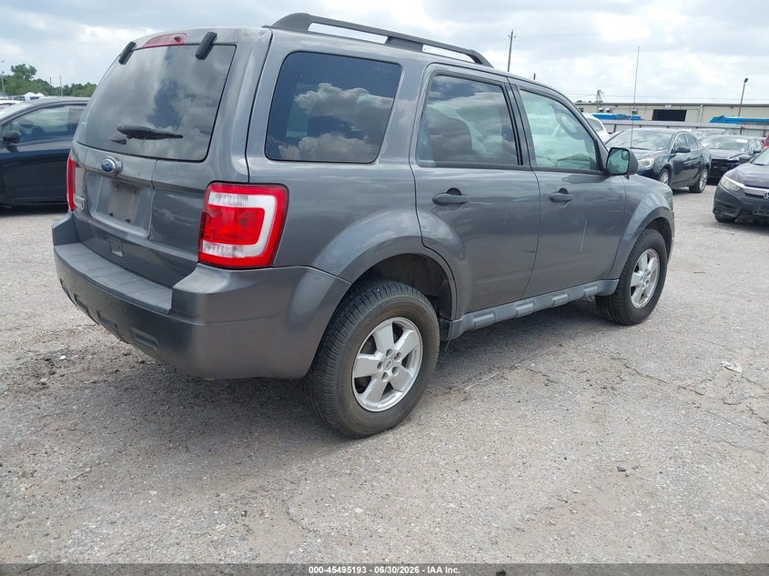 2011 FORD ESCAPE auction photo 4