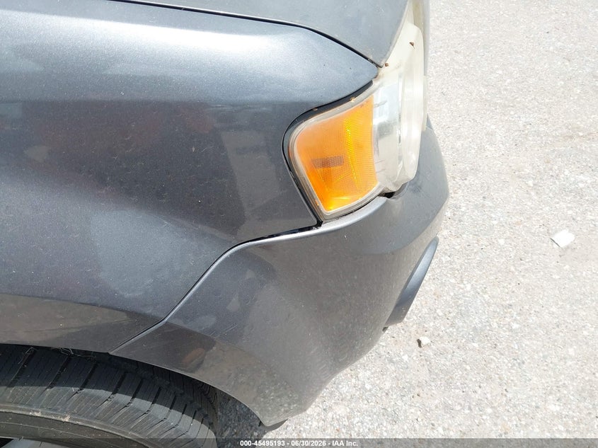 2011 FORD ESCAPE auction photo 6