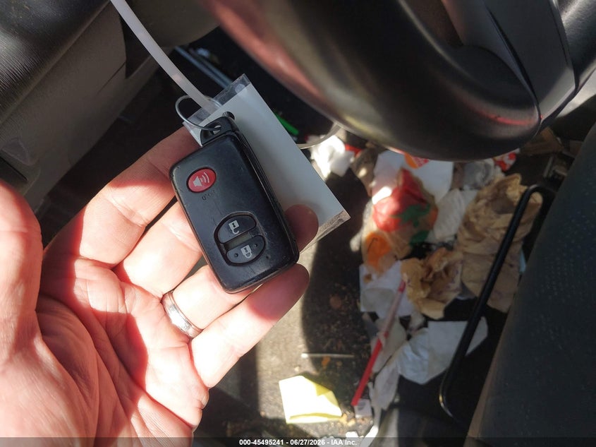 2014 TOYOTA PRIUS V (+) WAGON 1.8L I-4 DOHC, VVT, 98HP