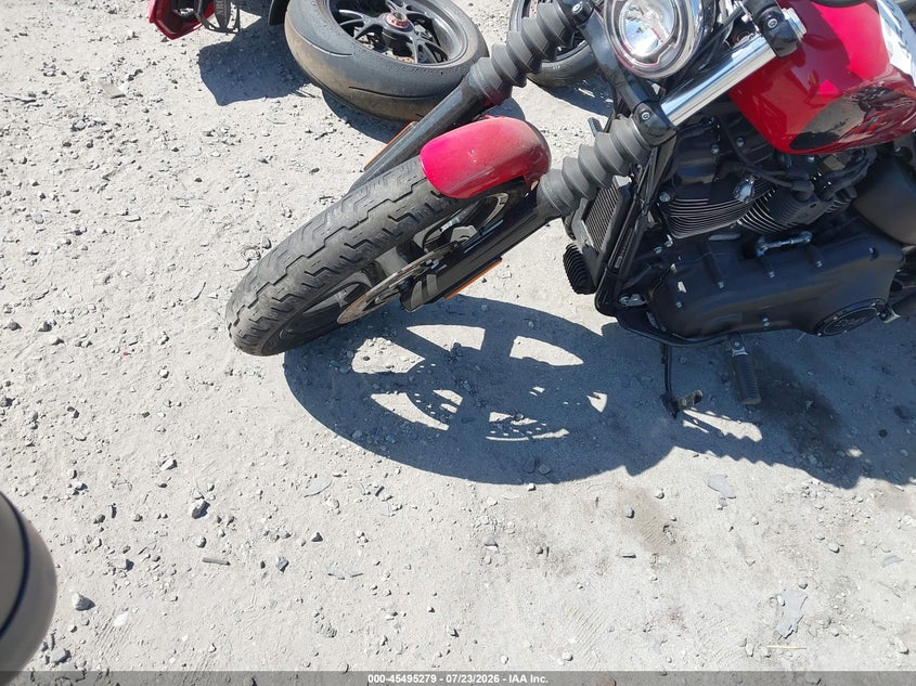 2022 HARLEY-DAVIDSON FXBBS auction photo 2