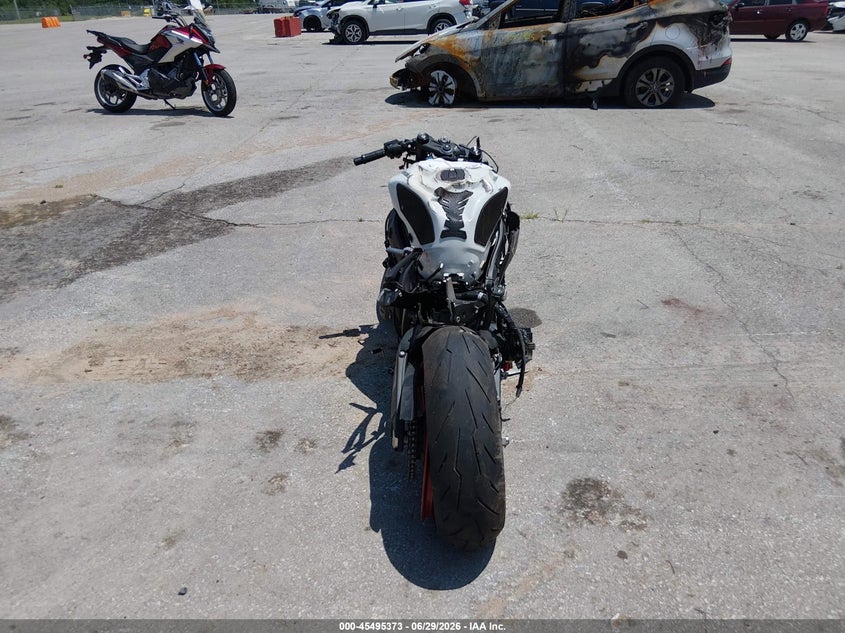 2025 Kawasaki Zx636 K VIN: JKBZXJK15SA011710 Lot: 45495373