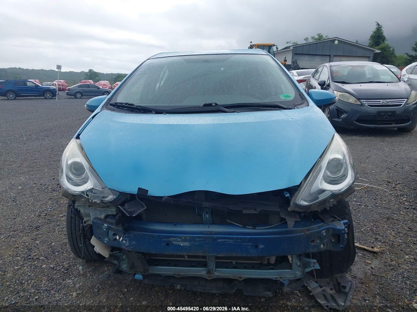 2016 Toyota Prius C Two VIN: JTDKDTB3XG1121953 Lot: 45495420