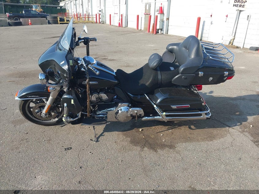 2014 Harley-Davidson Flhtcu Ultra Classic Electra Gld VIN: 1HD1FCM13EB615062 Lot: 45495433