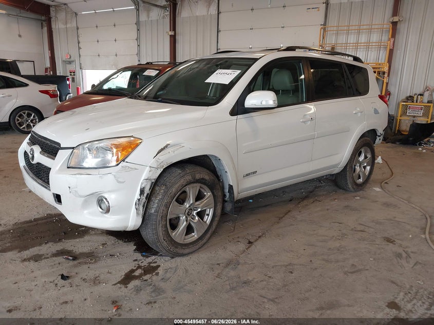 2012 Toyota RAV 4, Normal Wear & Tear, IAAI, VIN 2T3DF4DV9CW213364 — photo 2