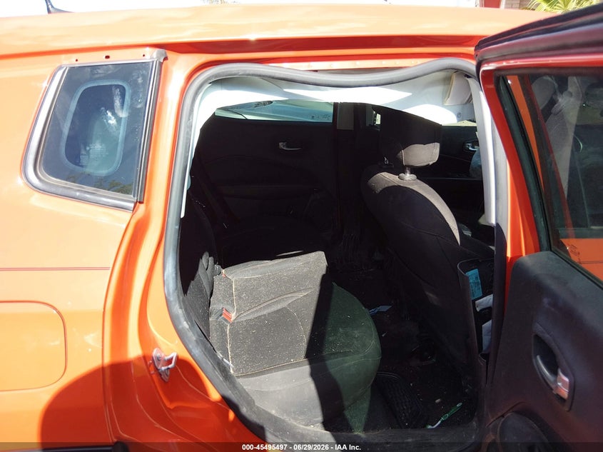2020 JEEP COMPASS auction photo 8