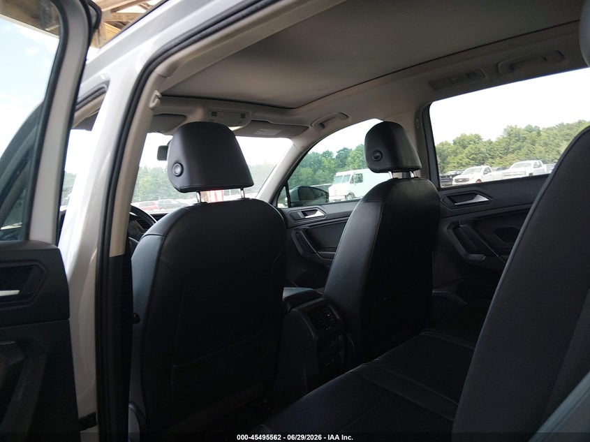 2019 Volkswagen Tiguan 2.0T Se/2.0T Sel/2.0T Sel R-Line/2.0T Sel R-Line Black VIN: 3VV3B7AX5KM071742 Lot: 45495562