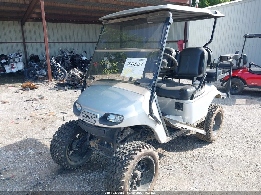 2016 E-Z-GO TXT 48 VOLT auction photo 2