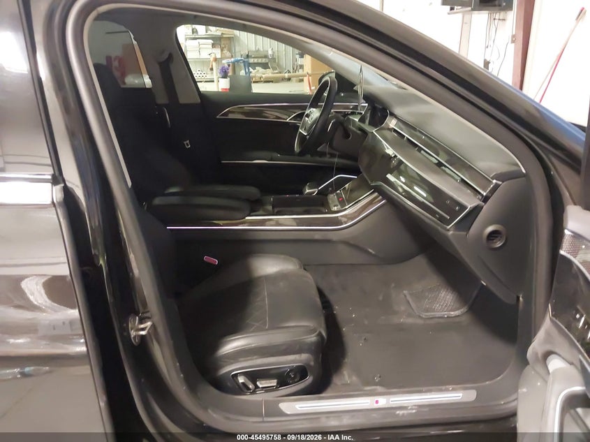 AUDI S8 2020 VIN WAU8SAF81LN014252