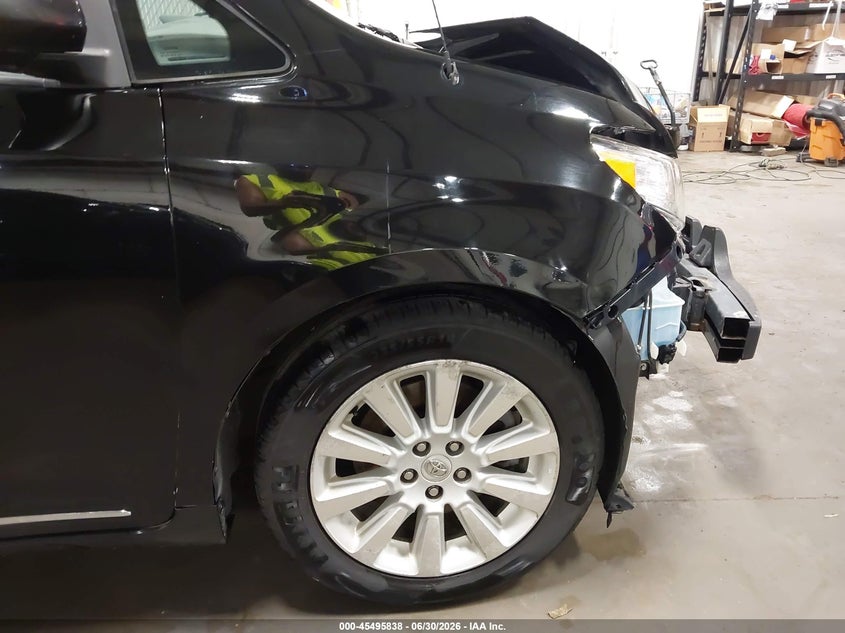 AtlanticExpress - Toyota Sienna