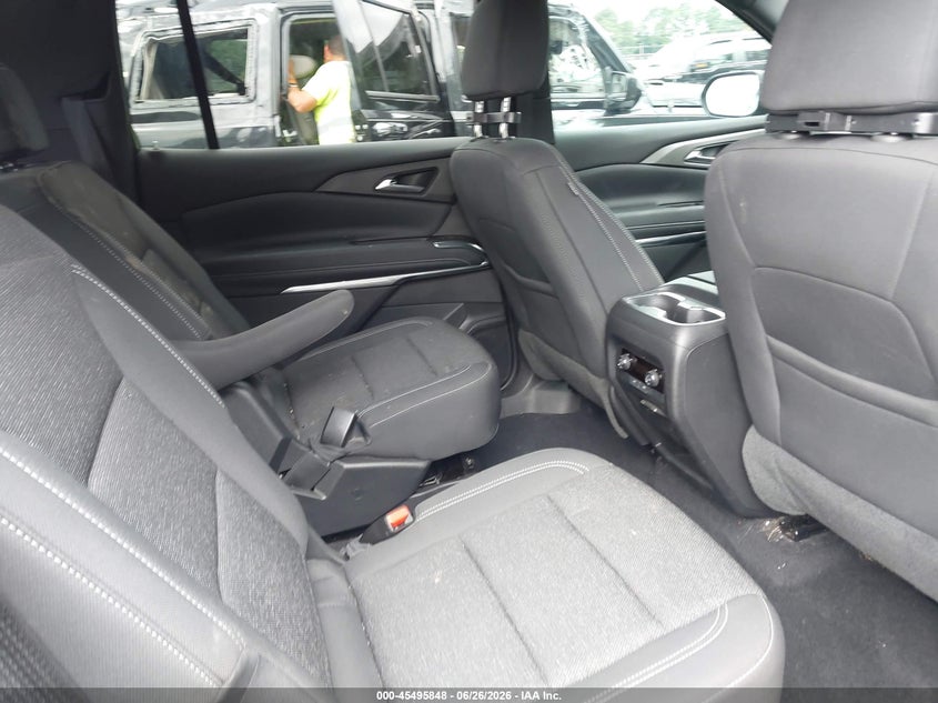 2025 CHEVROLET TRAVERSE FWD LT — Фото 8