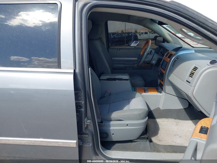 2009 CHRYSLER ASPEN SPORT UTILITY VEHICLE 4.7L V-8 303HP